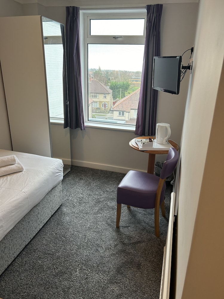 Standard Single Room photo 3
