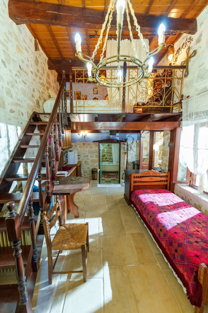 Afrodite House photo 1