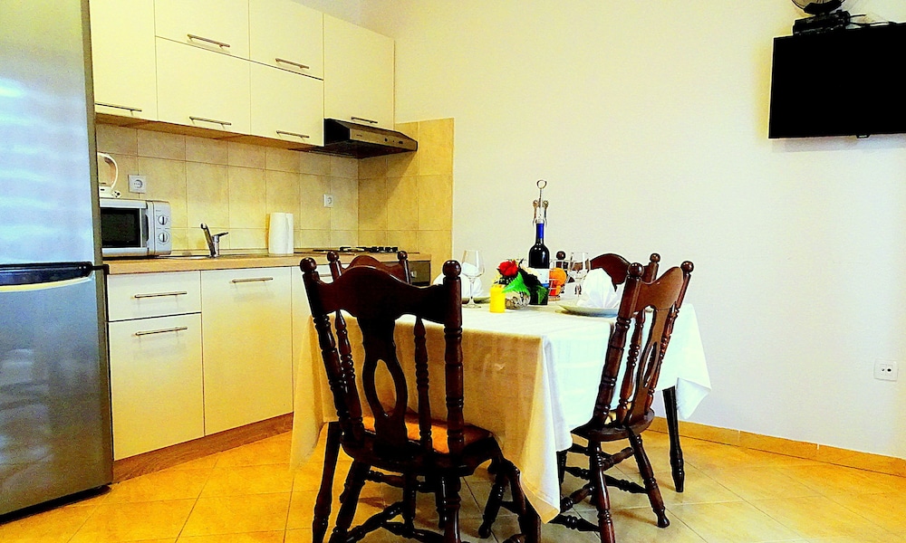 Apartment (A2) photo 3