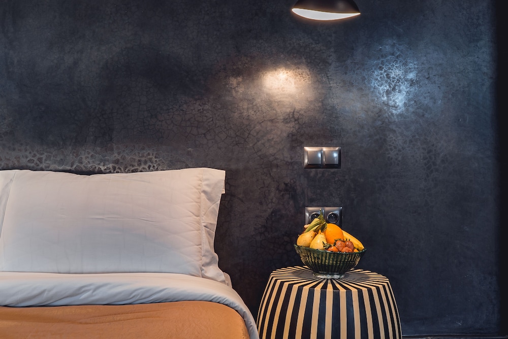 Luxury Suite - Photo 3