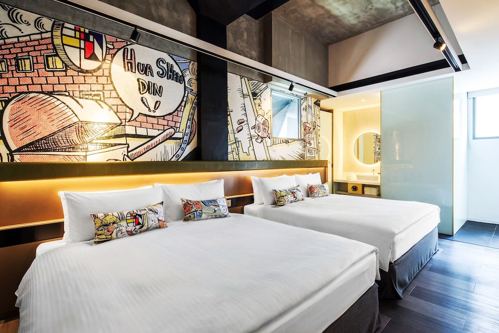 Elite Quadruple Room
