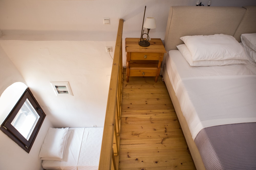 Twin Room (Aspros Gatos Patari) photo 2