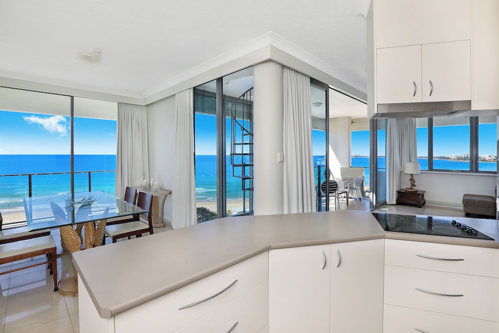 3 Bedroom Ocean View Standard Penthouse photo 2