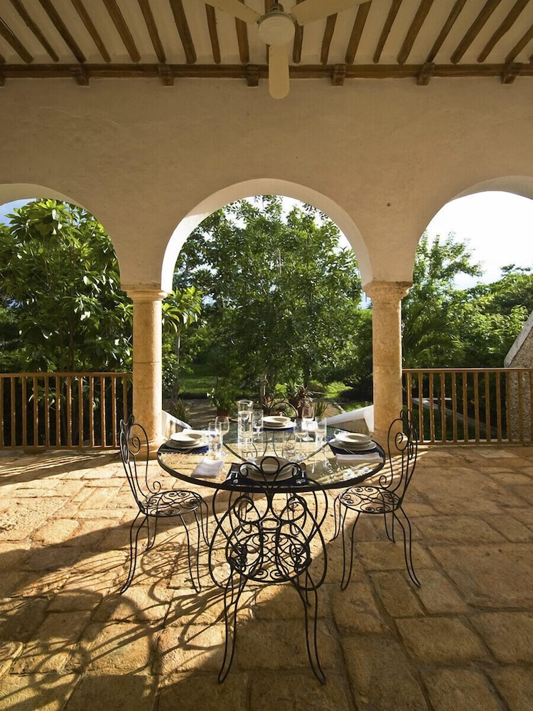 Grand Villa photo 1