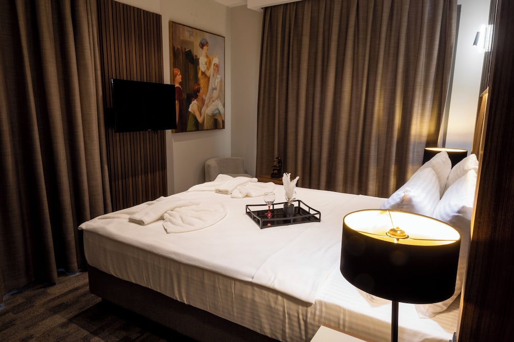 Economy Room - Photo 11