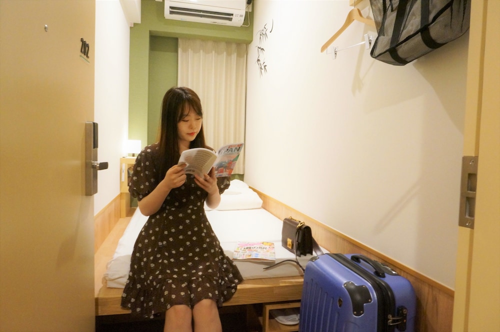 [女性专用] 带共用浴室的私人单人房