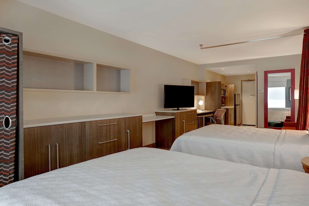 Studio, 2 Queen Beds, Accessible, Bathtub (Mobility & Hearing) - Photo 5