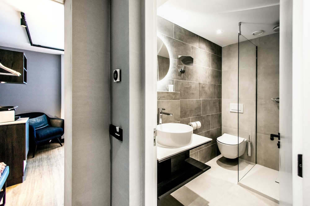 Deluxe Double Room, Balcony, Sea View - Photo 3