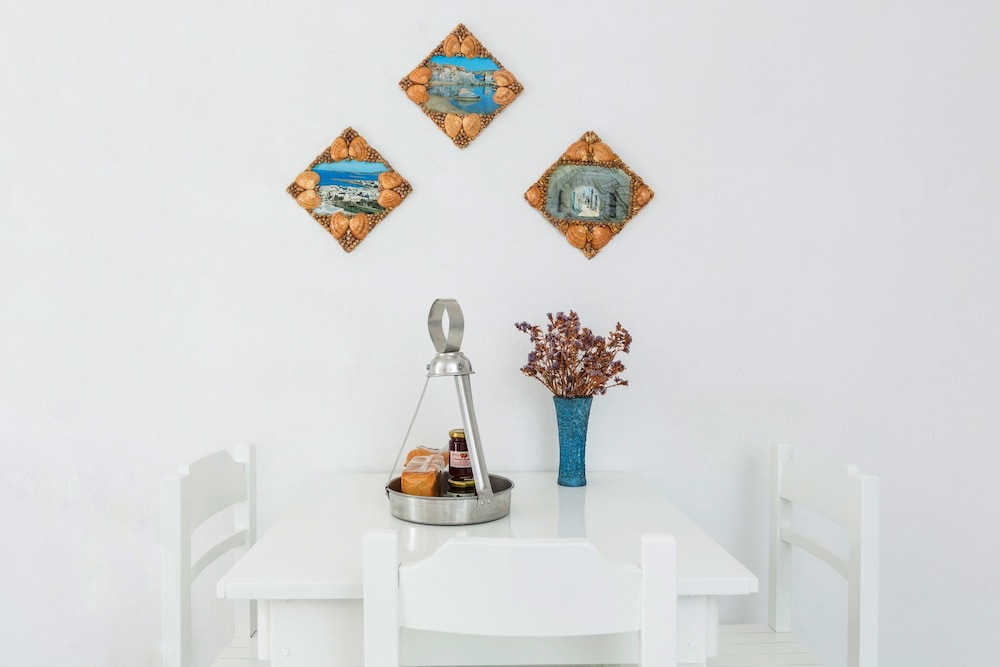 Studio, Garden View, Ground Floor (Triple) photo 2
