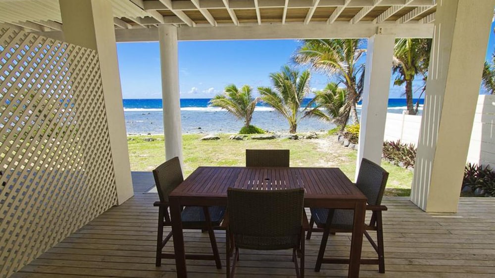 Studio Beachfront Villa 1 photo 2