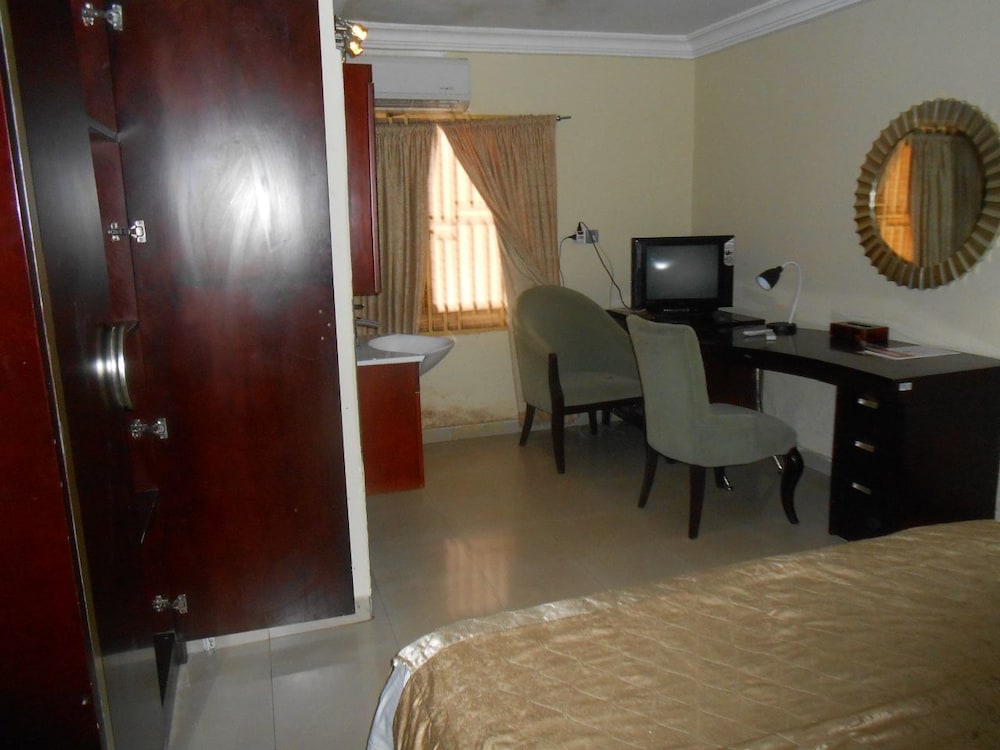 Standard Room photo 1
