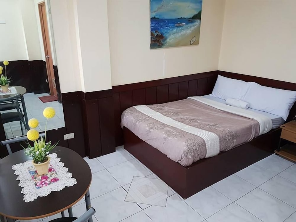 Basic Double Room, 1 Bedroom photo 3