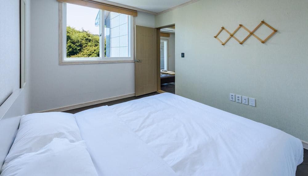 Basic Room, 1 Bedroom (ROOM 501) - Photo 3