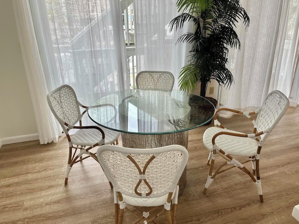 Condo, Multiple Beds, Kitchen, Garden View (OLIVE AVENUE 1B)
