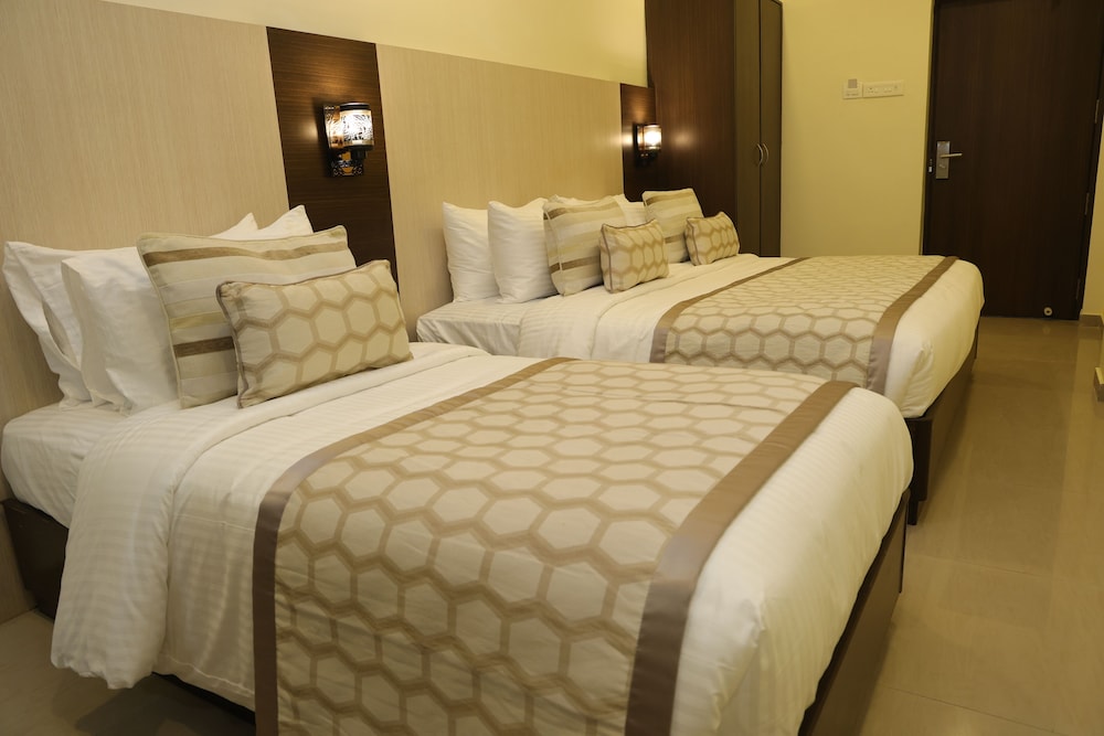 Deluxe Triple Room - Photo 1