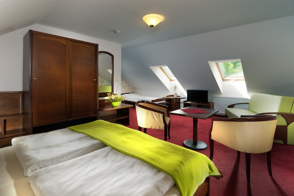 Triple Room photo 2