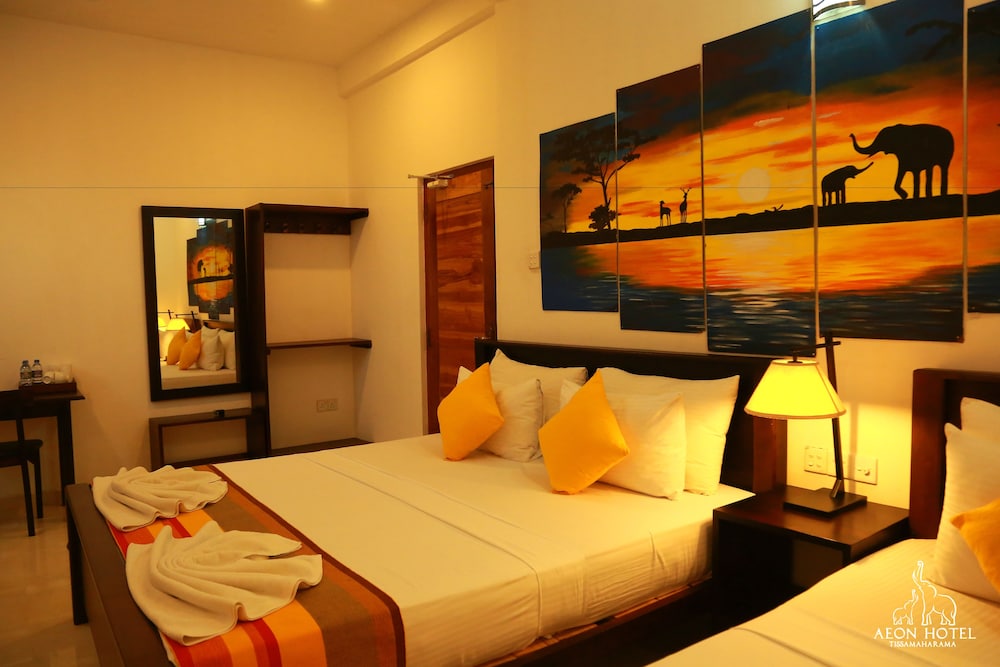 Safari Room  ( including 06 hours safari for 02 pax) photo 3
