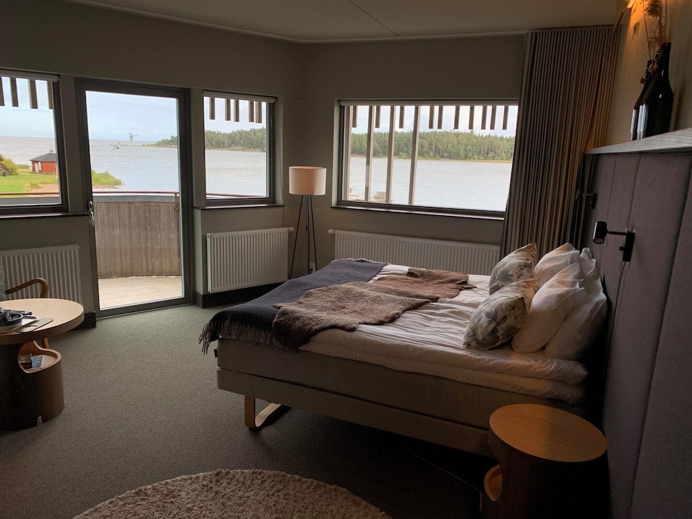 Suite (Victoria) photo 1