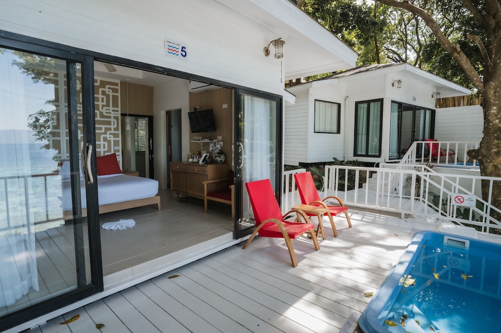 Honeymoon Villa, Private Pool, Ocean View - Photo 10