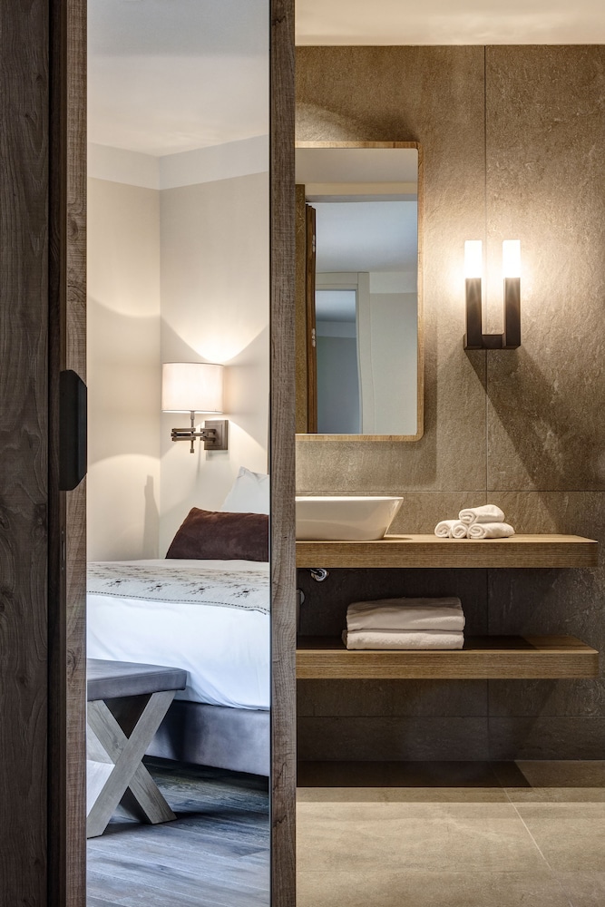 Superior Double or Twin Room, Balcony