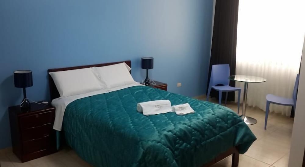 Single Room photo 2