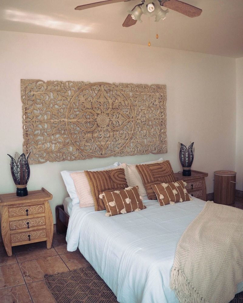 Deluxe Suite, Sea View