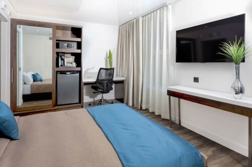 Room Ultra, 1 Double Bed (small) photo 2