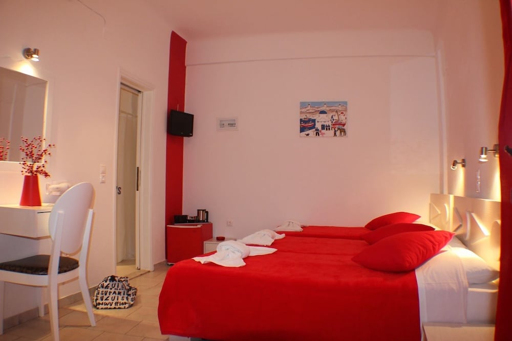 Classic Quadruple Room