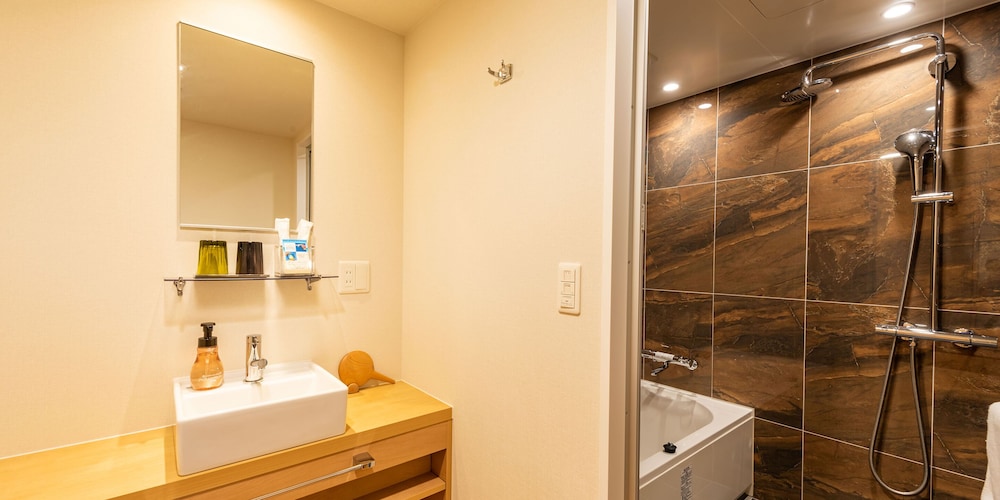 Suite Room, Non Smoking - Photo 8