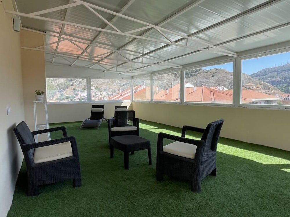 Royal Suite - Photo 16