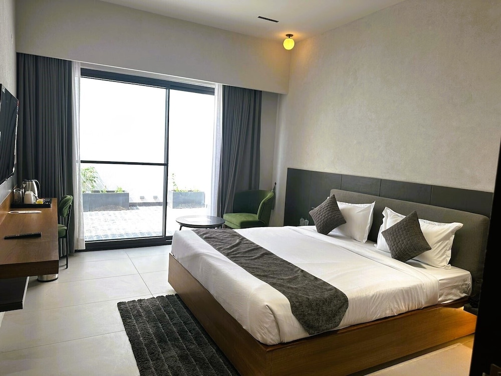 Double Room, City View