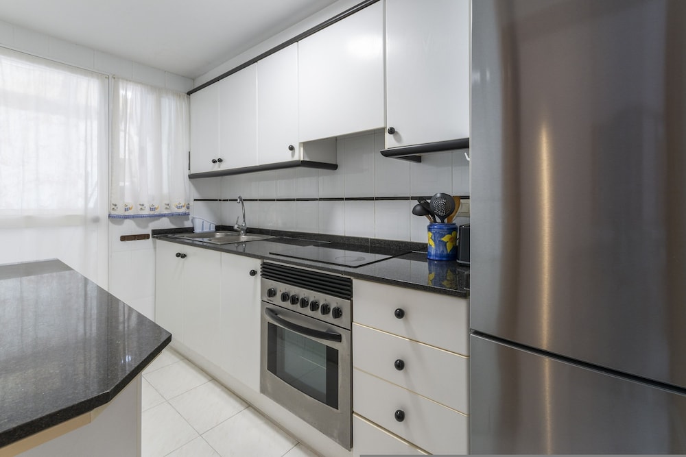 Apartment photo 2