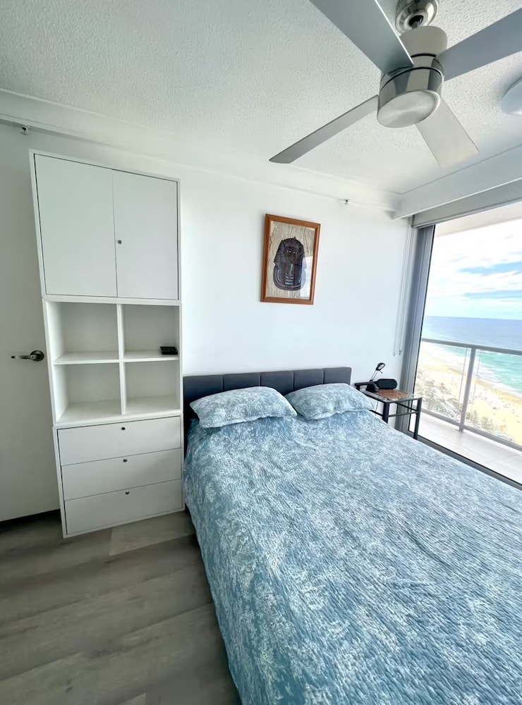 Premium Two-Bedroom Apartment with Ocean View photo 2