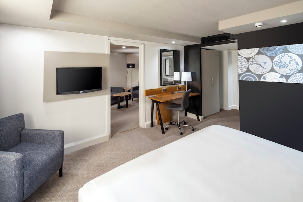 Suite, 1 Bedroom, Club Lounge Access (High Floor) - Photo 3