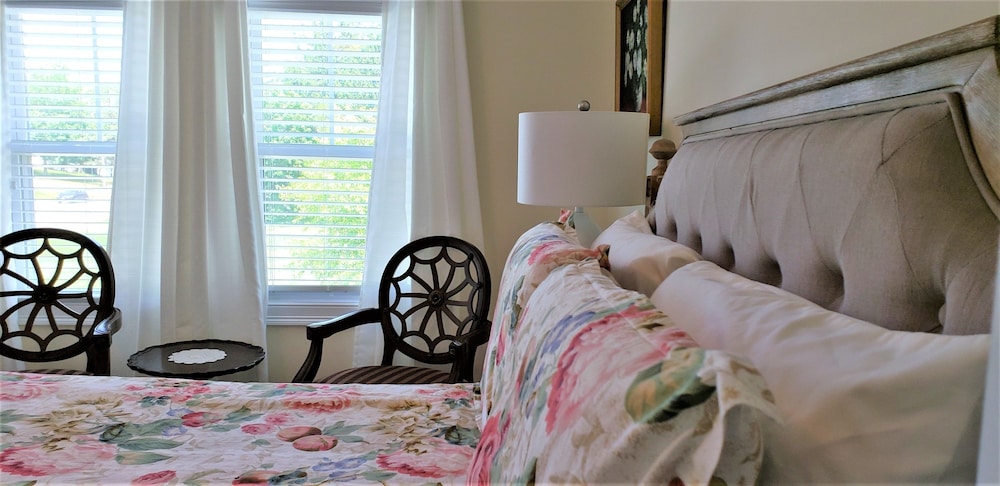 The Ogunquit Room photo 2