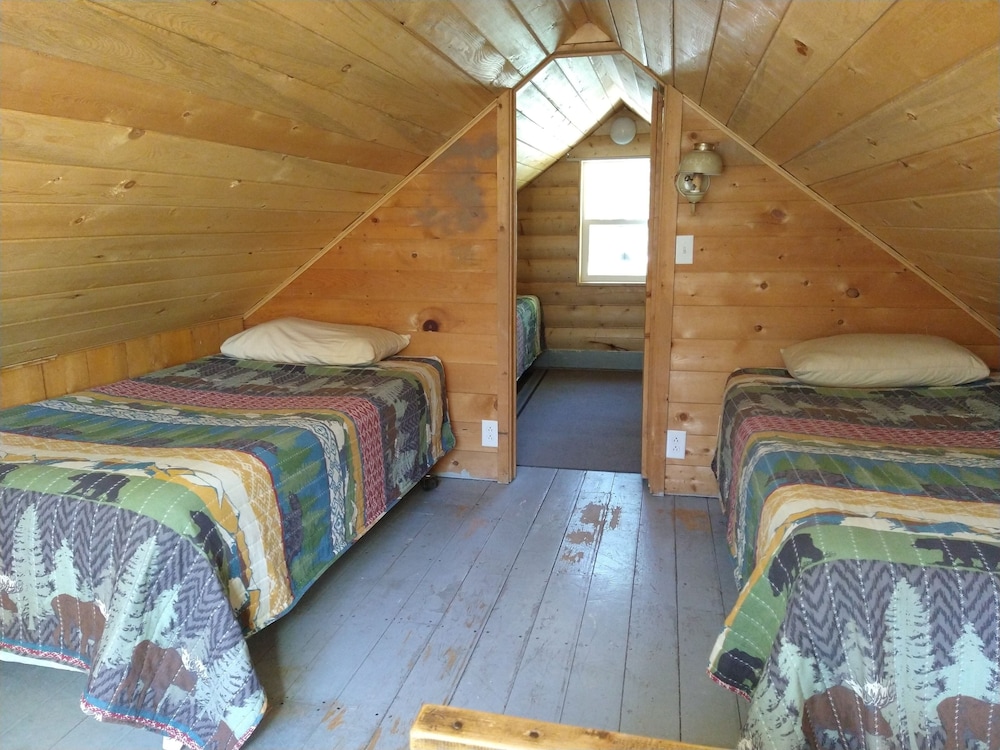 Cabin 4 photo 3