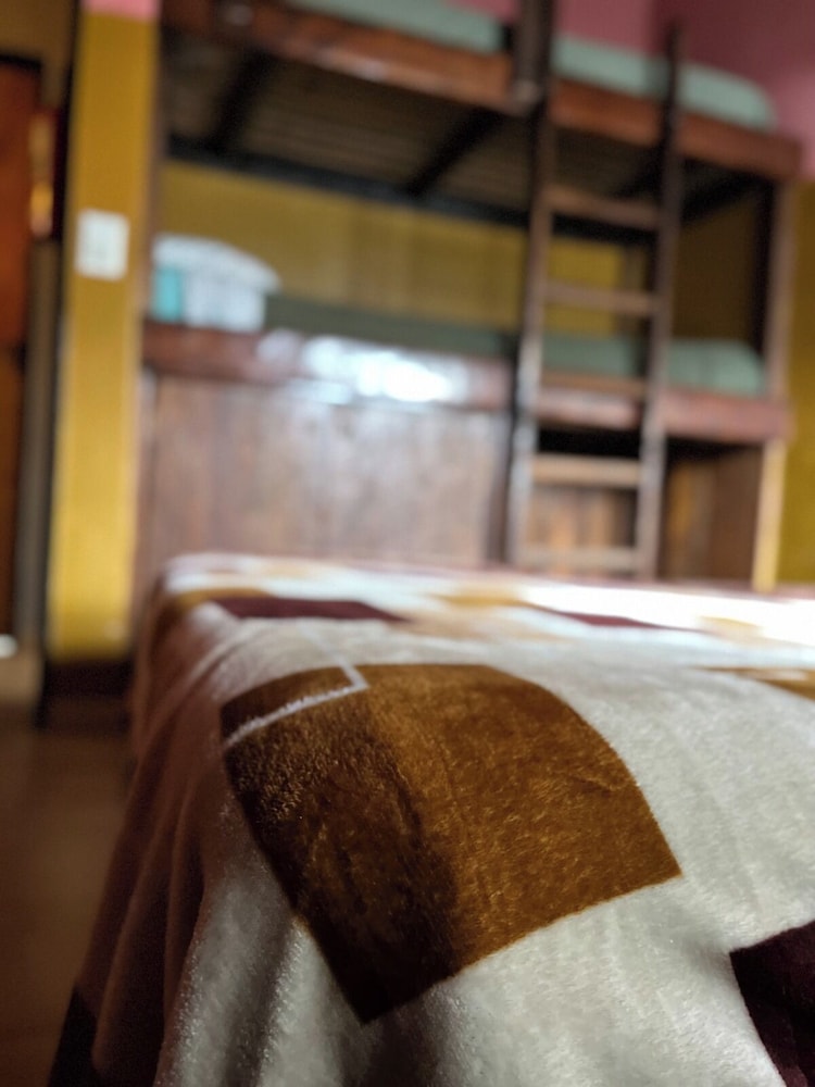 Economy Triple Room, Mountainside photo 1