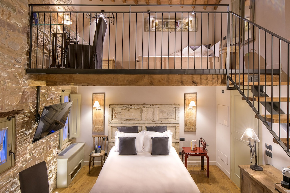 Family Quadruple Room, 1 King Bed photo 1