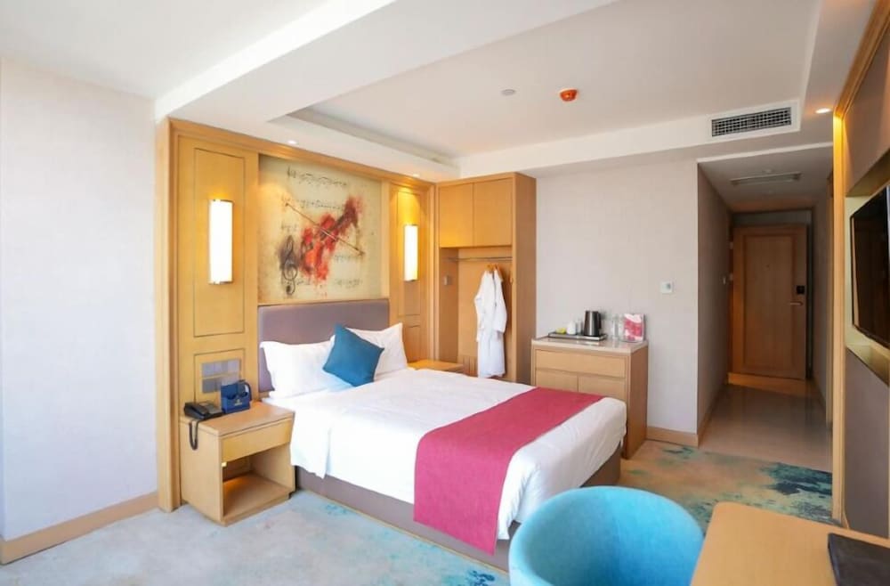 Standard Double Room - Photo 14