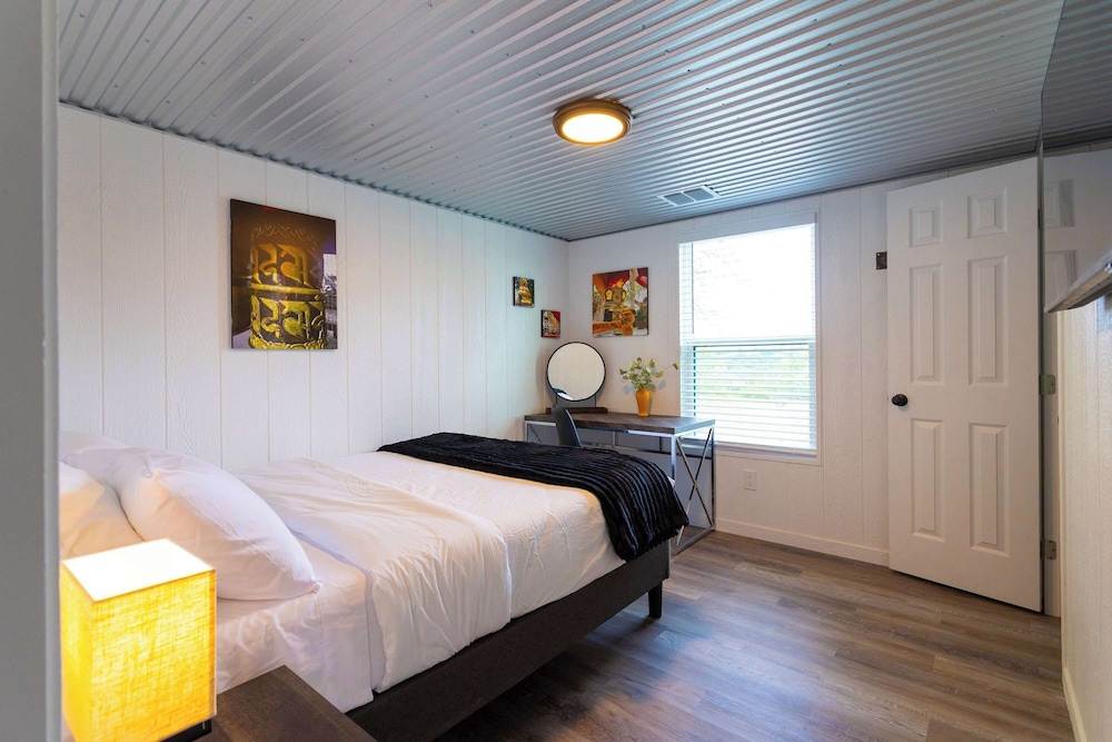Cabin, Multiple Beds, Kitchen, Garden View (Shady Grove) photo 2