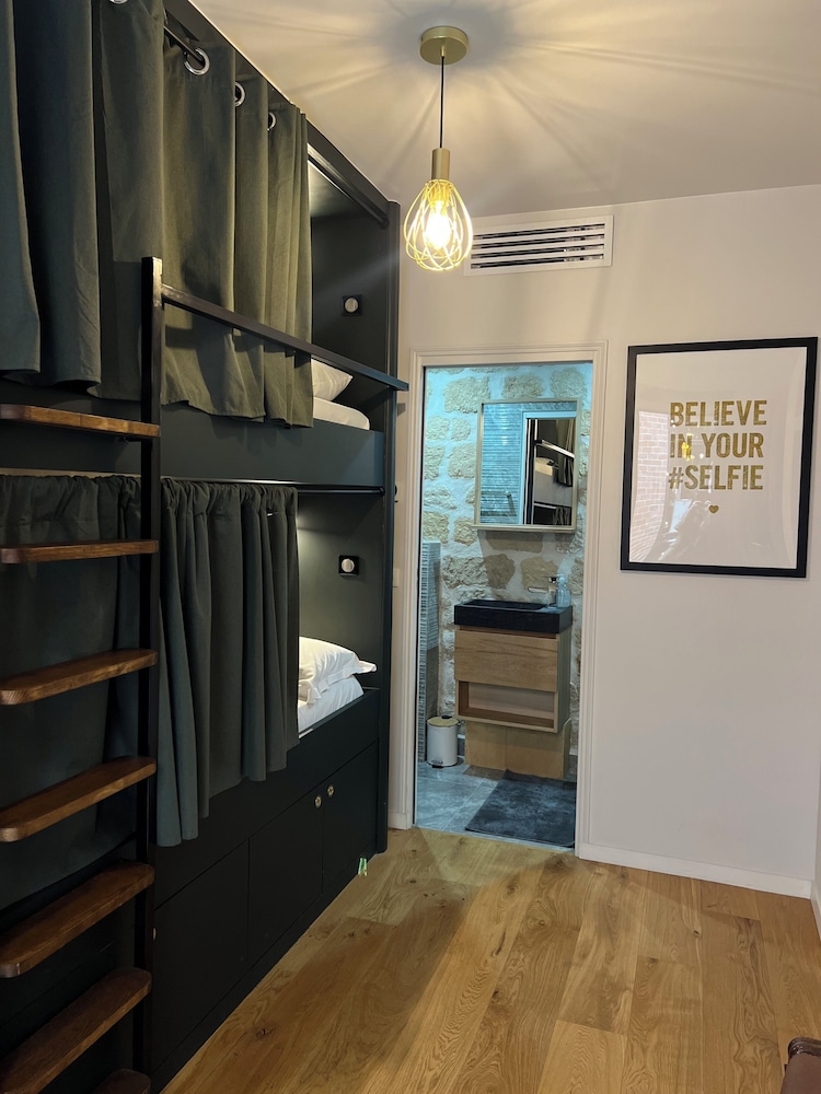 Shared Dormitory, Mixed Dorm (1 Twin Bunk Bed) photo 2