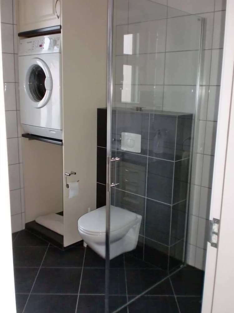 Double Room, Shared Bathroom photo 3