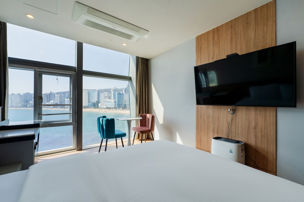 Ocean Deluxe Double(Ocean View) - Photo 6