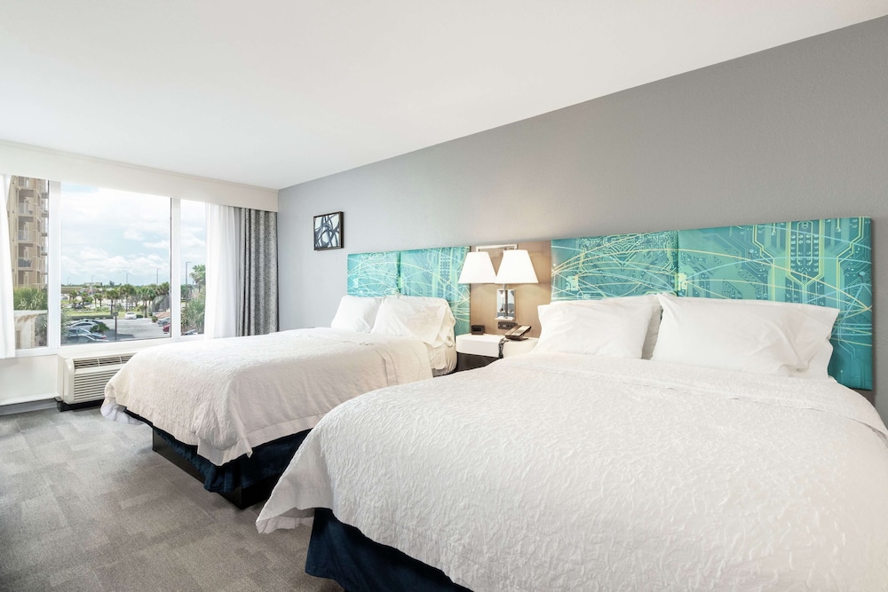 Room, 2 Queen Beds, View - Photo 1