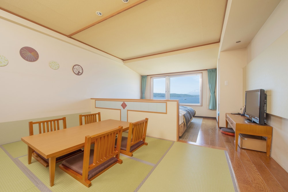 Japanese-Western Style Room, West Building, Lake View, Non Smoking photo 3