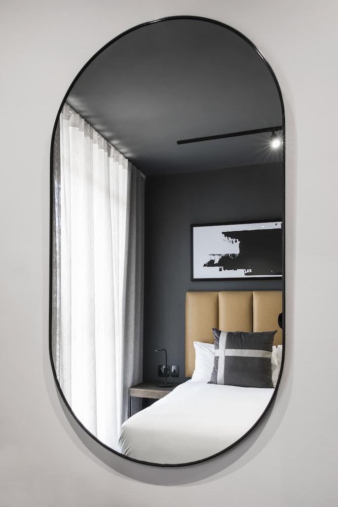 Standard Room - Photo 7