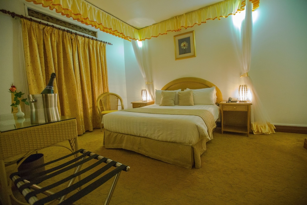 Executive Suite photo 2