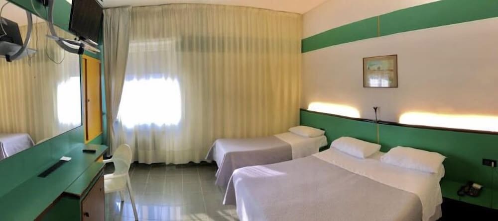 Triple Room - Photo 1