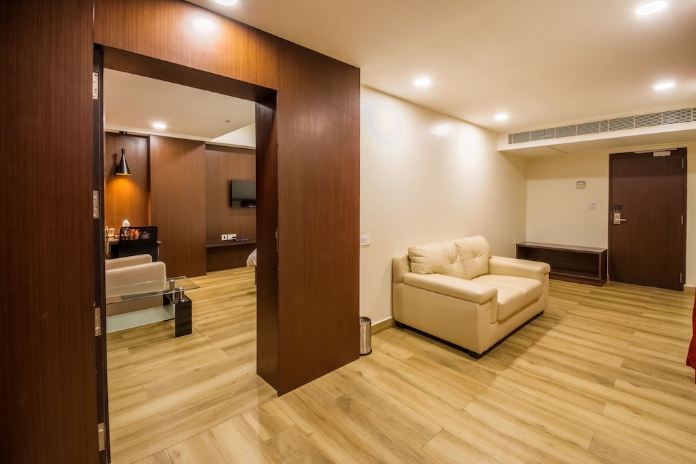 Luxury Suite photo 1