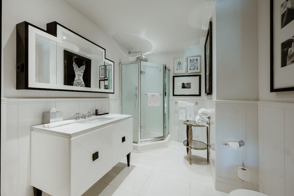 Premium Room (designed by PATRICK HELLMANN) photo 2